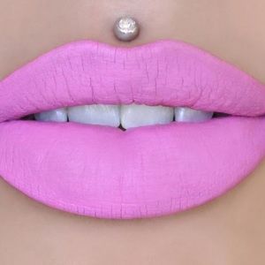 Jeffree Star // Queen Supreme Velour Liquid Lip